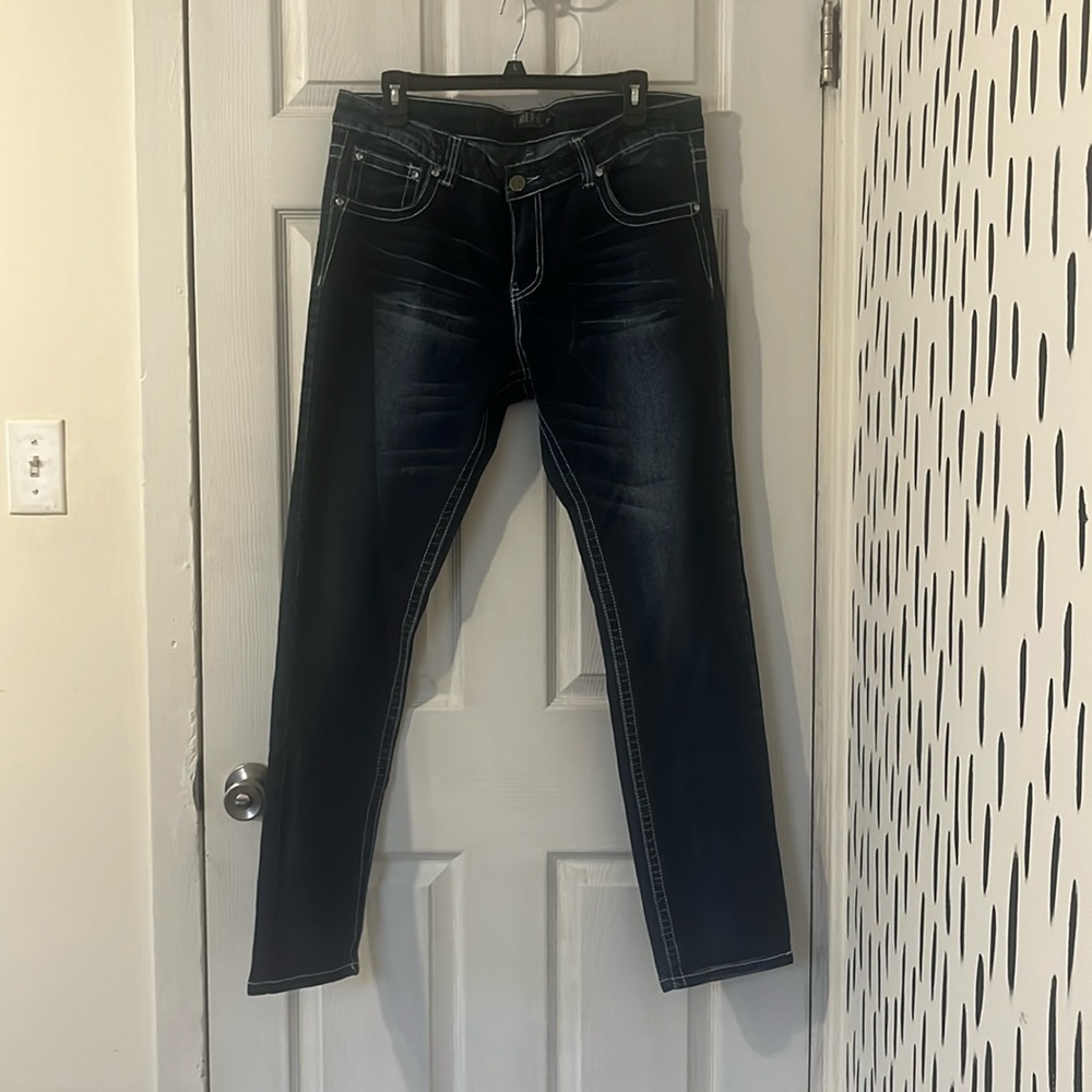 Rue 21 Premiere Skinny Jeans. size 15/26 regular.